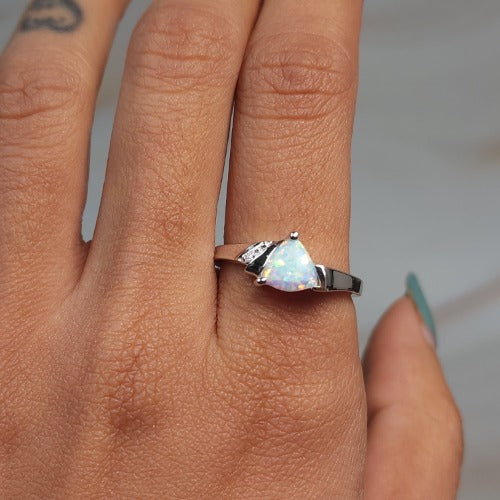 14Kt Gold Opal & Diamond Trillion Ring