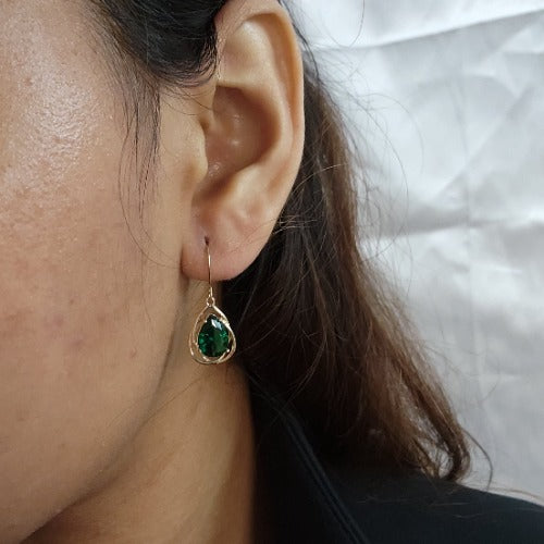 14Kt Gold 4 Ct Emerald Pear Teardrop Design Dangle Earrings