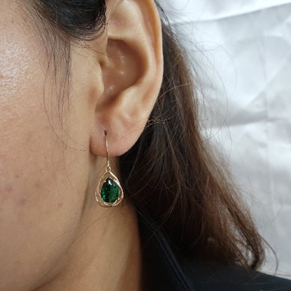 14Kt Gold 4 Ct Emerald Pear Teardrop Design Dangle Earrings