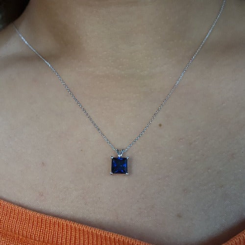 14Kt Gold Blue Sapphire Princess Cut Pendant Necklace
