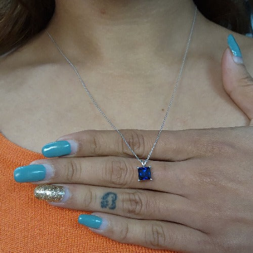 14Kt Gold Blue Sapphire Princess Cut Pendant Necklace