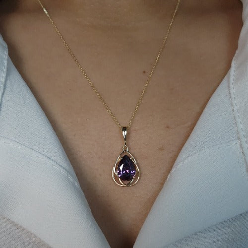 14Kt Gold 2 Ct Amethyst Pear Teardrop Design Pendant Necklace