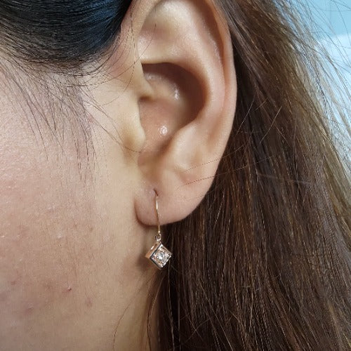 14Kt Gold Diamond Square Design Dangle Earrings