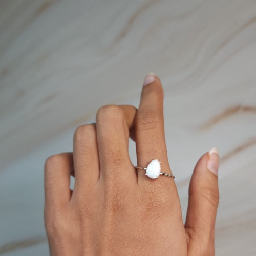 14Kt Gold Opal Teardrop Ring