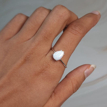 14Kt Gold Opal Teardrop Ring