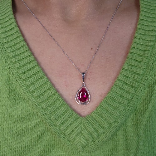 14Kt Gold 2 Ct Ruby Pear Teardrop Design Pendant Necklace