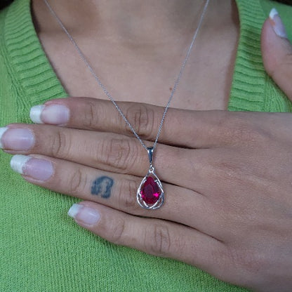 14Kt Gold 2 Ct Ruby Pear Teardrop Design Pendant Necklace