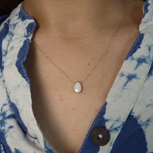 14Kt Gold Natural Opal Teardrop Necklace Pendant