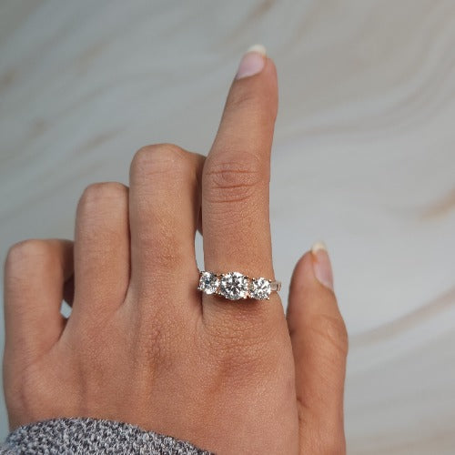 14Kt Gold 2 Ct 3 Stones Lab Grown Diamond Ring