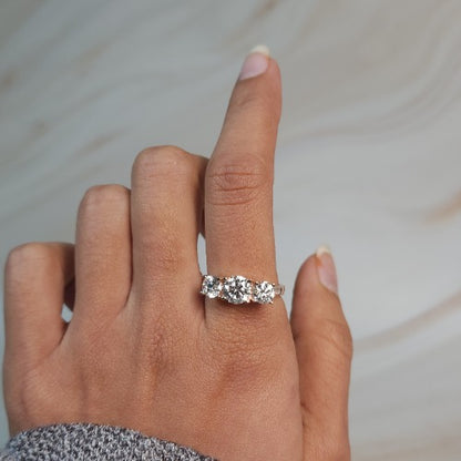 14Kt Gold 2 Ct 3 Stones Lab Grown Diamond Ring