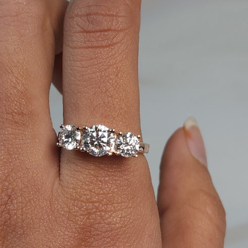 14Kt Gold 2 Ct 3 Stones Lab Grown Diamond Ring