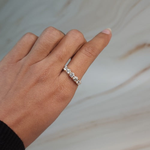 14Kt Gold 1 Ct Lab Grown Diamond 5 Stones Ring