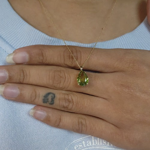 14Kt Gold Peridot Teardrop Pendant