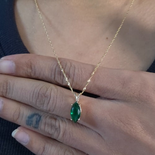 14Kt Gold Emerald Marquise Pendant