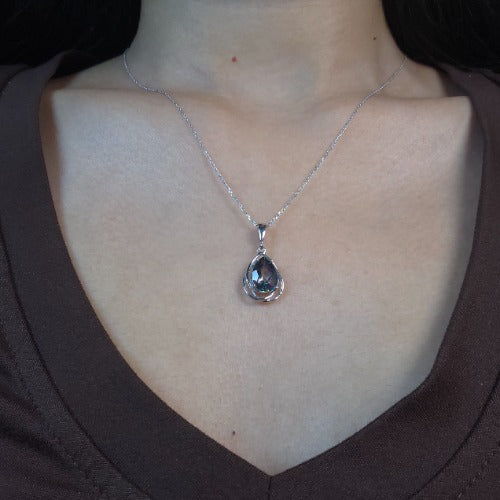 14Kt Gold 2 Ct Natural Mystic Topaz Pear Teardrop Design Pendant Necklace