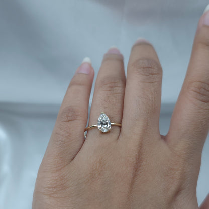 14Kt Gold 1 Ct Lab Grown Teardrop Diamond Ring