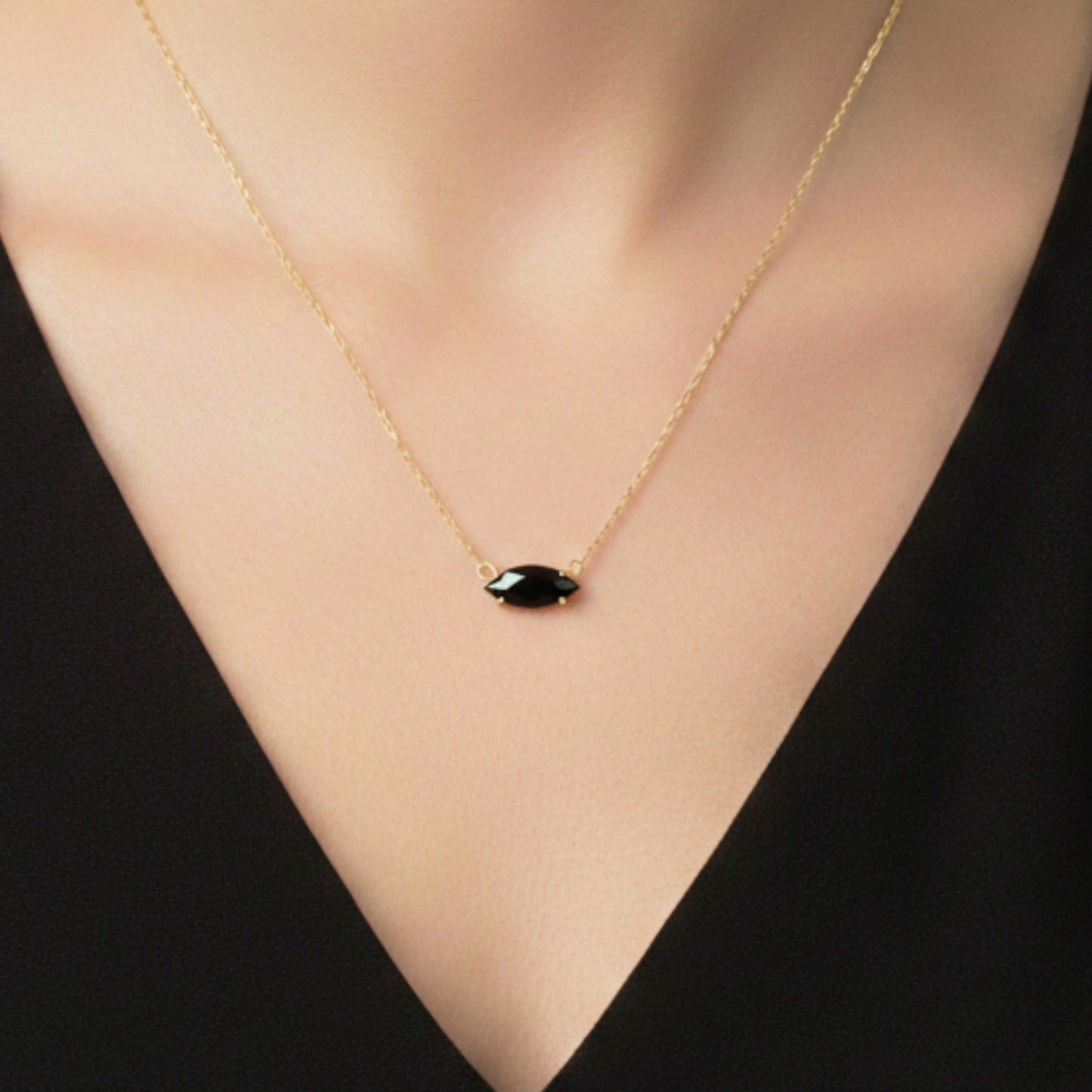 14Kt Gold Black Onyx Marquise Pendant Necklace