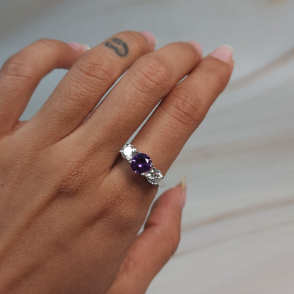 Simulated Amethyst & 1Ct Lab Grown Diamond Round ring .925 Sterling Silver