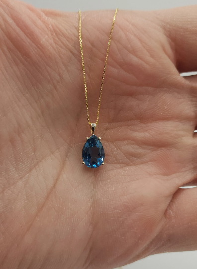 14Kt Gold London Blue Topaz Teardrop Pendant Necklace