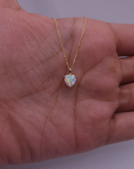 14Kt Gold Opal Heart Pendant Necklace