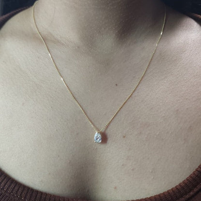 14Kt Gold 1.50 Ct IGI Certified Pear Shape Lab Grown Diamond Solitaire Pendant