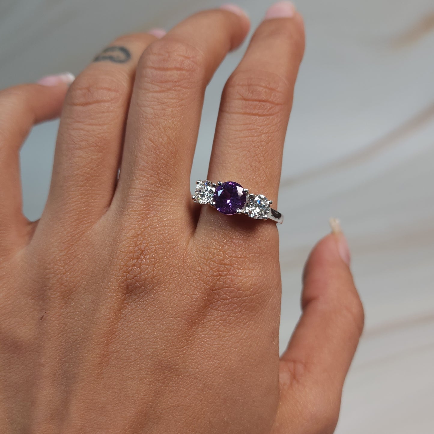 Simulated Amethyst & 1Ct Lab Grown Diamond Round ring .925 Sterling Silver