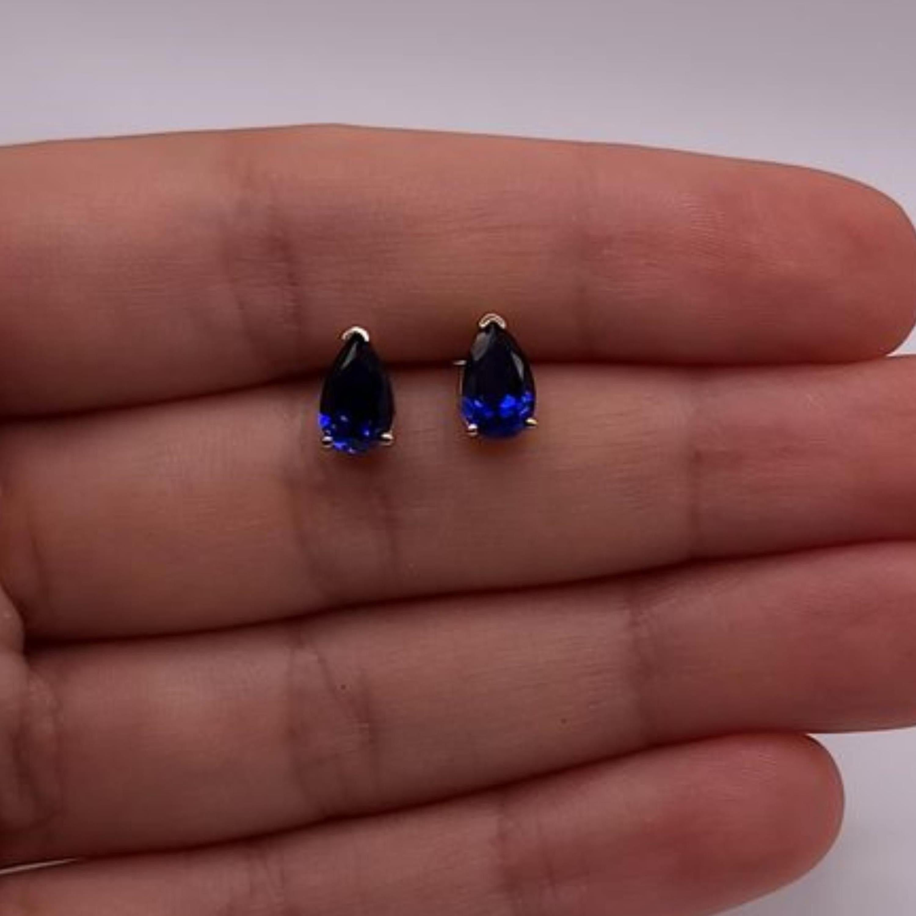 14Kt Gold Blue Sapphire Teardrop Stud Earrings