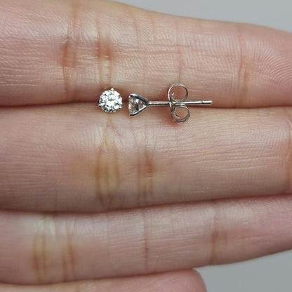 14Kt Gold 3 Prong Martini 0.25 Ct Lab Grown Diamond Stud Earrings