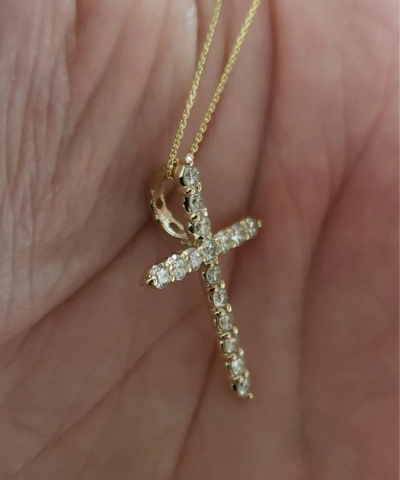 14Kt Gold 0.78 Ct Lab Grown Diamond Cross Pendant Necklace