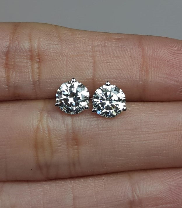 14Kt Gold 3 Prong Martini 7 Ct Lab Grown IGI Certified Studs Diamond Earrings
