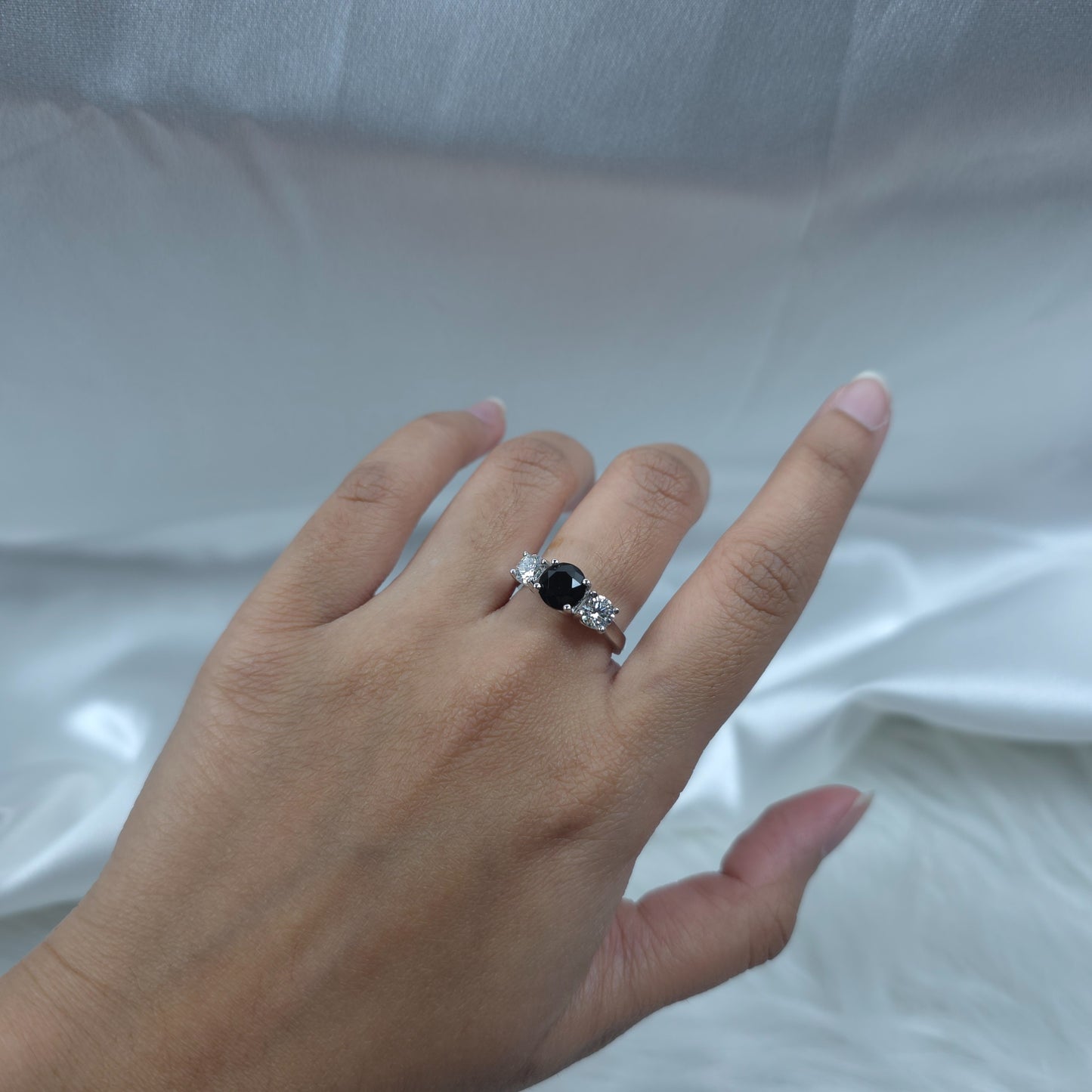Natural Black Onyx & 1Ct Lab Grown Diamond Round ring .925 Sterling Silver