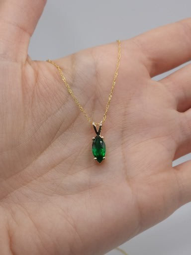 14Kt Gold Emerald Marquise Pendant Necklace