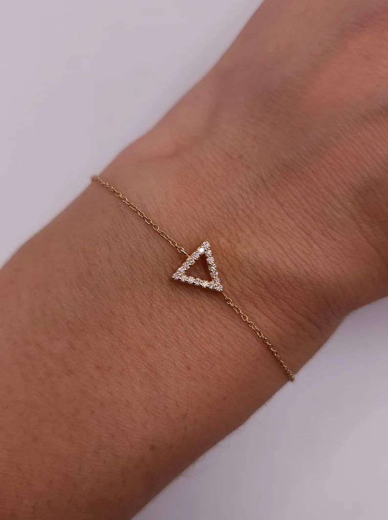 14Kt Gold Lab Grown Diamond Open Triangle Bracelet