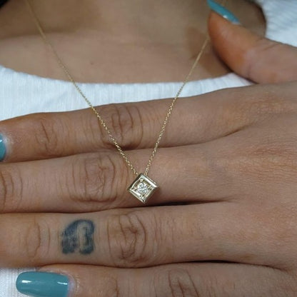 14Kt Gold Lab Grown Diamond Square Design Pendant