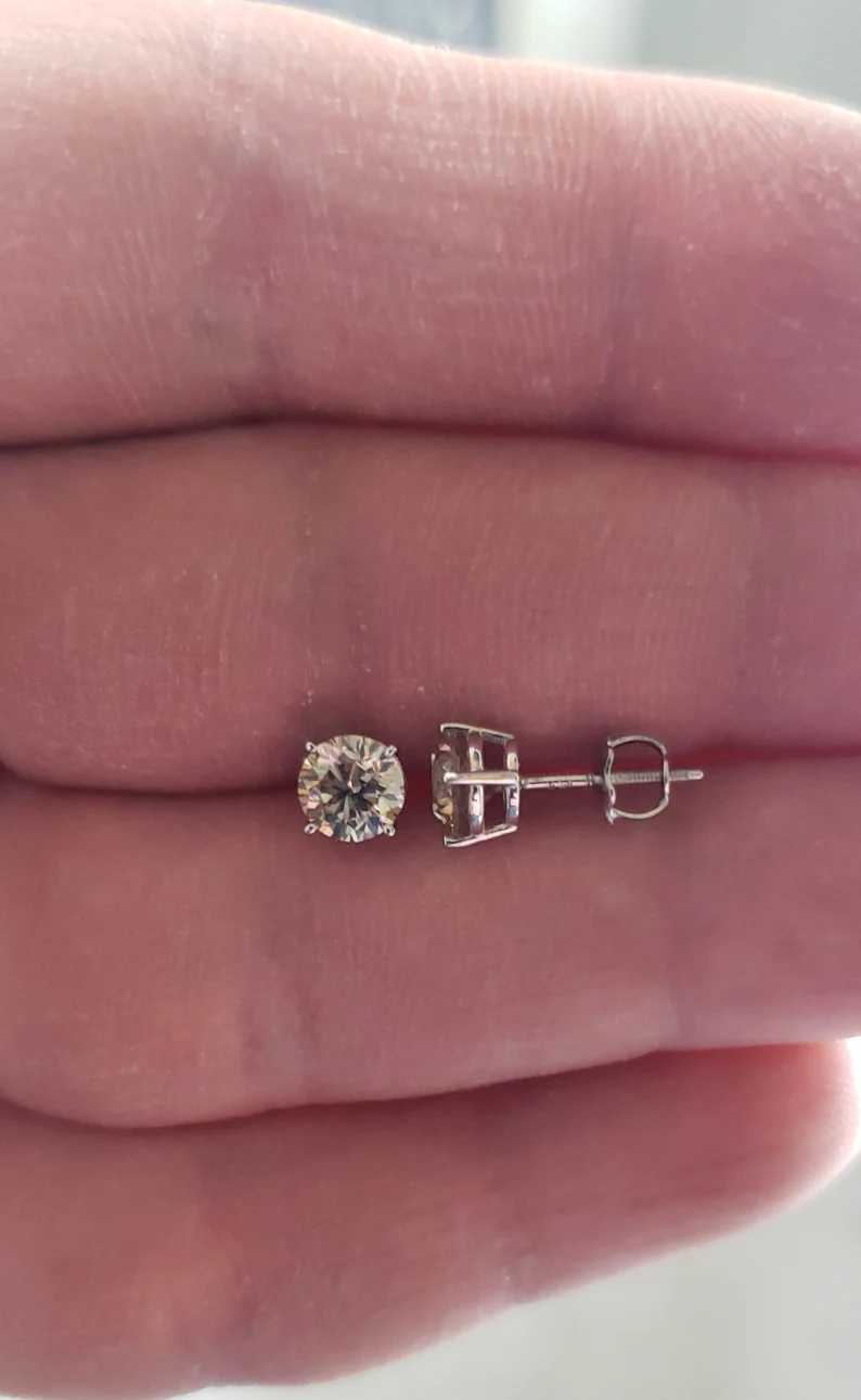 14Kt Gold 1.50 Ct Lab Grown Diamond Stud Earrings