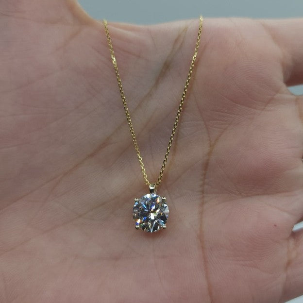 14Kt Gold 2.30 Ct Lab Grown Diamond Pendant