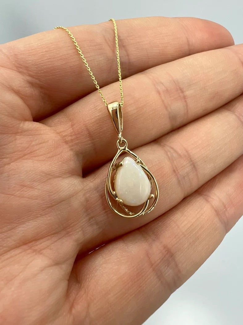 14Kt Gold Natural Opal Necklace Pendant