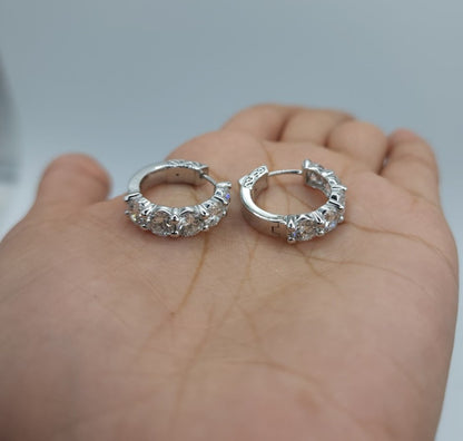 14Kt Gold 5 Ct Lab Grown Diamond Huggie Hoop Earrings