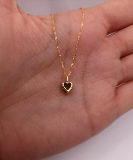 14Kt Gold Peridot Heart Pendant Necklace