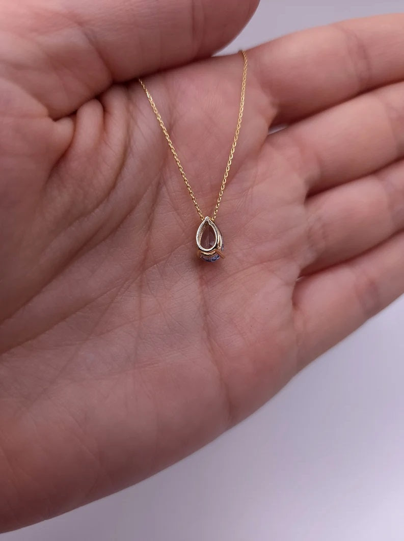 14Kt Gold Aquamarine Teardrop Necklace Pendant