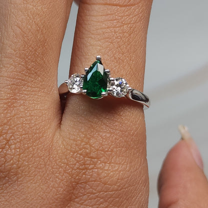 Simulated Emerald & Lab Grown Diamond Pear Round ring .925 Sterling Silver