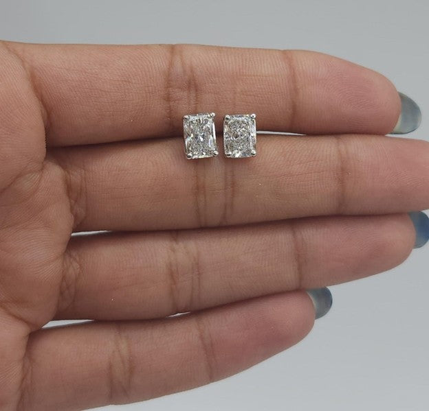 14Kt Gold 2 Ct IGI Certified Lab Grown Radiant Cut Diamond Studs Earrings