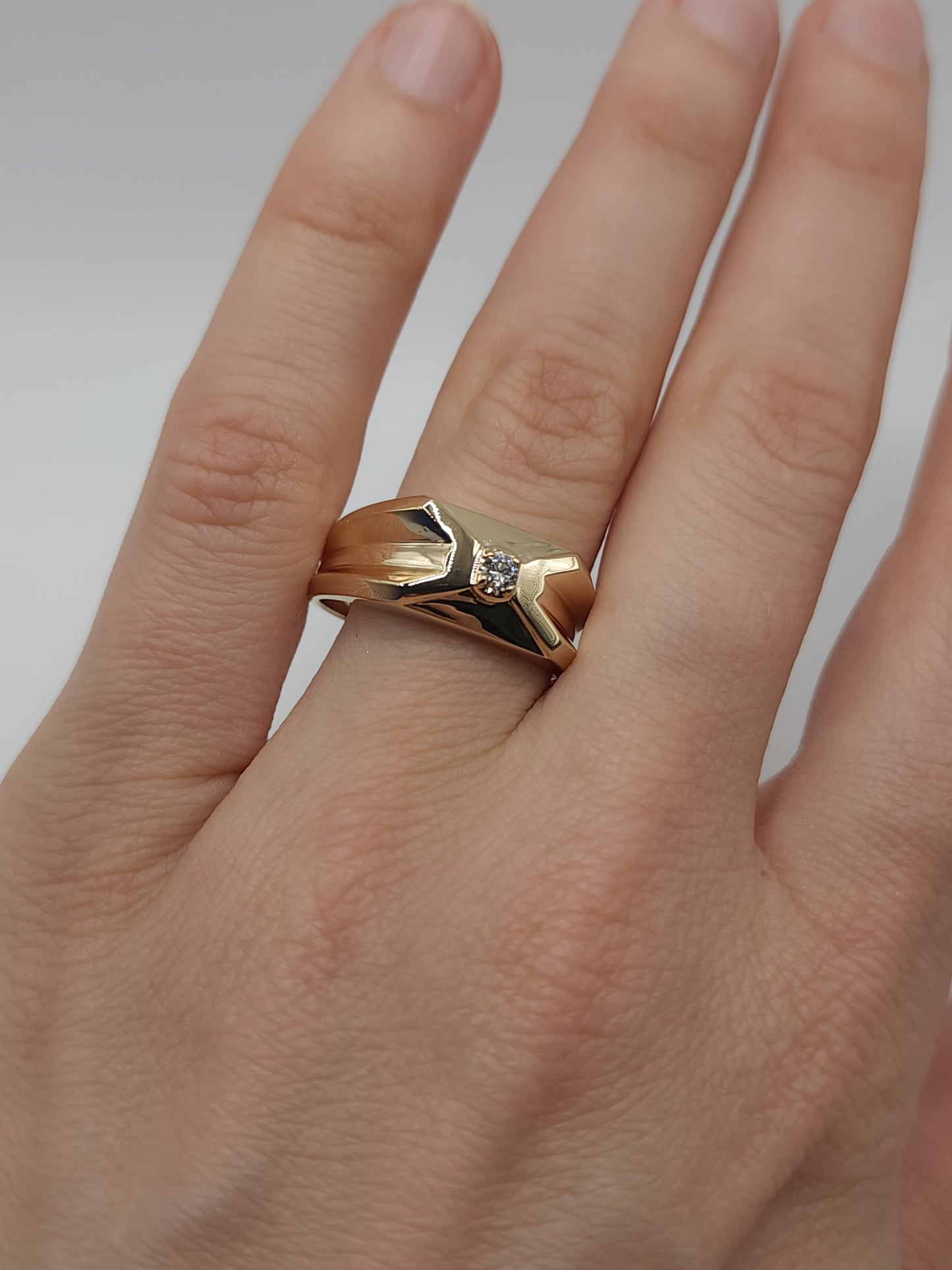 14Kt Gold Men's Diamond Ring