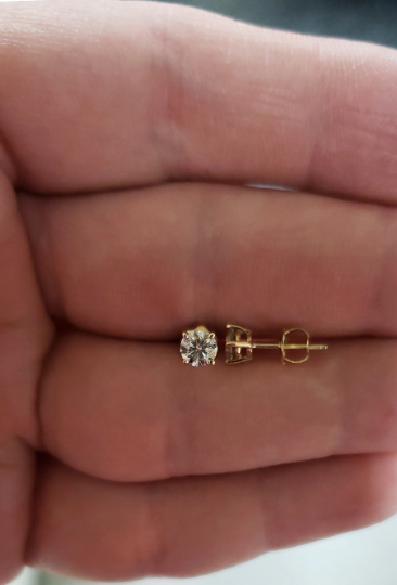 14Kt Gold 0.80 Ct Lab Grown Diamond Earrings