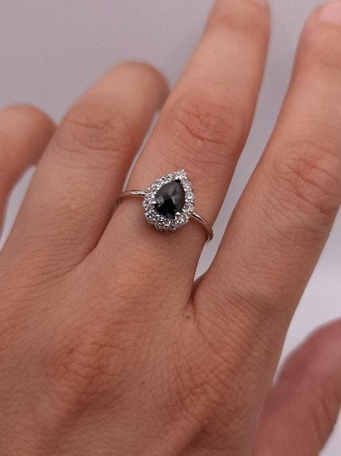 14Kt Gold 1.21 Ct Natural Rose Cut Teardrop Black Diamond Ring