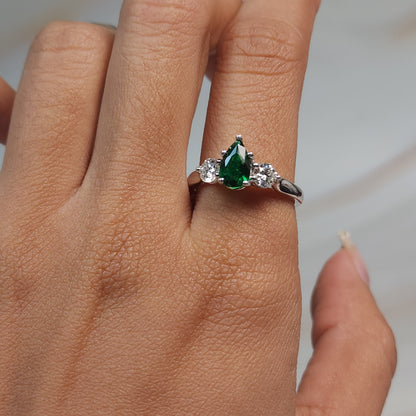Simulated Emerald & Lab Grown Diamond Pear Round ring .925 Sterling Silver