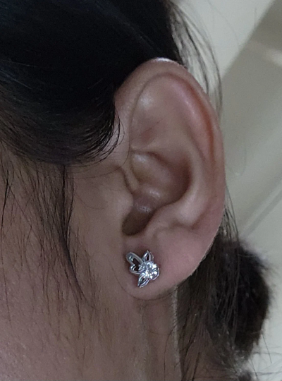 14Kt Gold 0.75 Ct Lab Grown Diamond Heart Flower Earrings