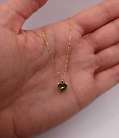 14Kt Gold Peridot Heart Pendant Necklace