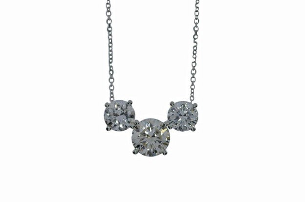 14Kt Gold 7 Ct 3 Stone Lab Grown Diamond Pendant