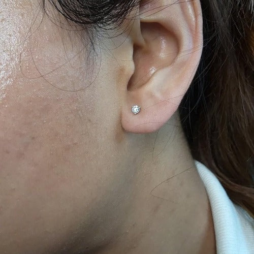 14Kt Gold 3 Prong Martini 0.15Ct Lab Grown Diamond Stud Earrings